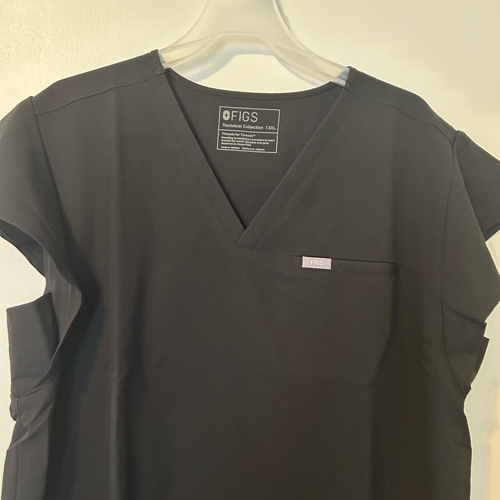 Figs Technical Collection Black Scrub Top XXL